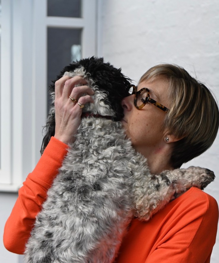 4918989E-7089-4220-8328-36976542705A_1_105_c